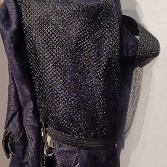 4/$80 New Black Full-Size Double Zippered Backpack - Picture 5 of 5